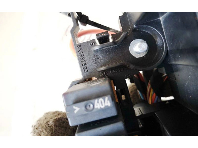 Блок предохранителей  8k1937503   Audi A5 8T 8F    