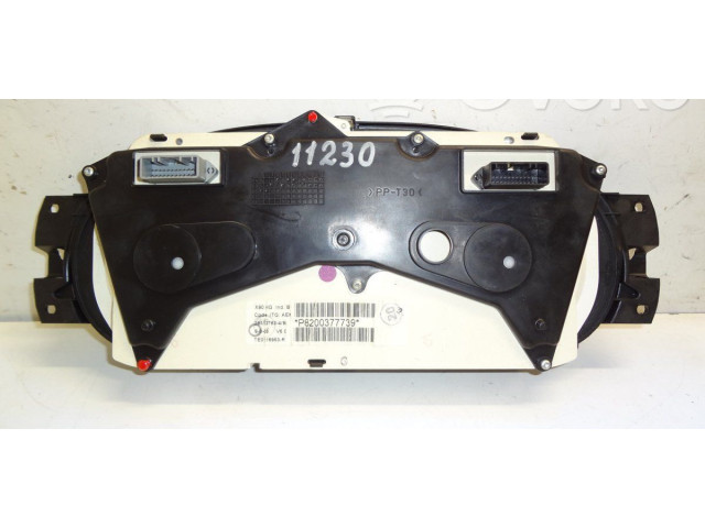 Панель приборов P8200377739 Dacia Logan I