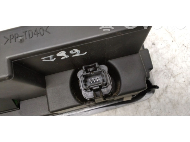 Блок управления климат-контролем 52492078, 735266925 Alfa Romeo GT