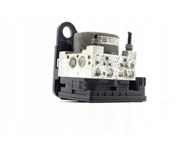 Блок АБС 3Q0614517Q Volkswagen Golf VII 2013 - 2019 года