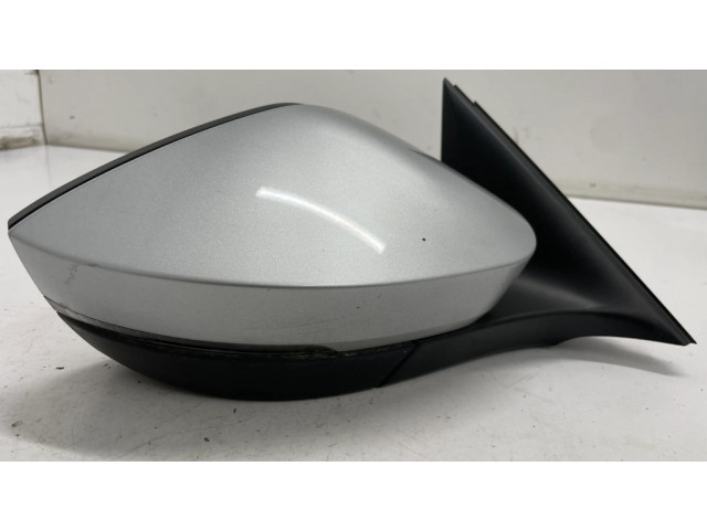 Зеркало электрическое правое Skoda Octavia Mk4 2019- года