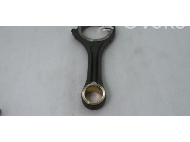 Píst 059AA Audi Q7 4L