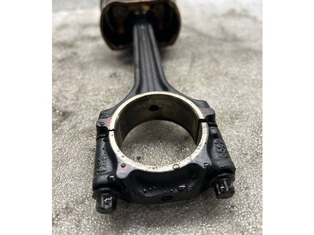 Поршень 050D Volkswagen Golf IV