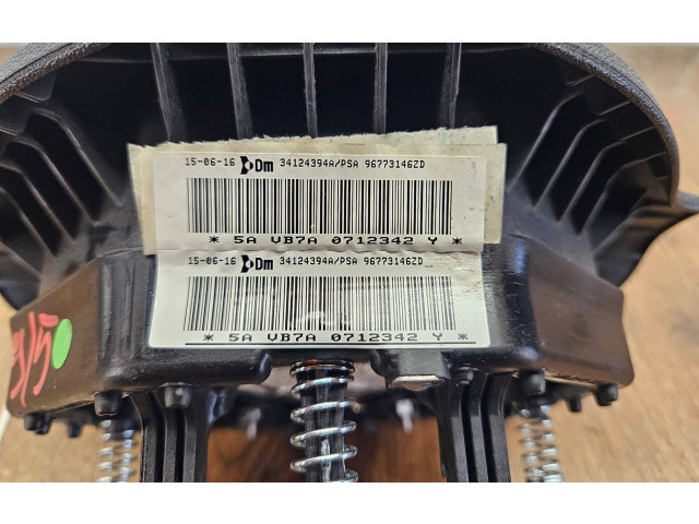 Подушка безопасности водителя 96773146ZD, 34124394A Citroen Berlingo