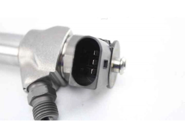 Форсунка 05L130277E Skoda Octavia Mk4