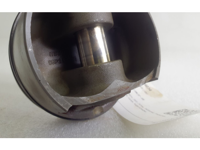 Píst 96P24W2 Porsche 911 996