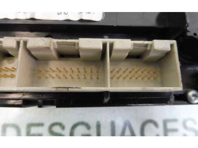 Блок управления климат-контролем 1U1907044A, 5HB008139-20 Skoda Octavia Mk1 (1U)