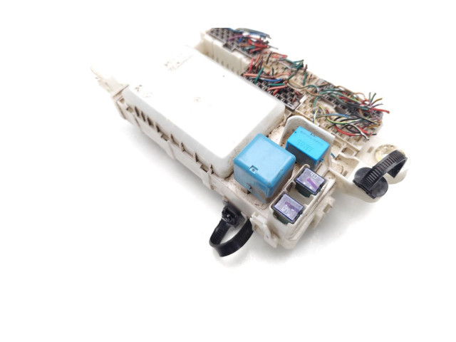 Pojistková skříňka Toyota Hilux (AN10, AN20, AN30) 2006