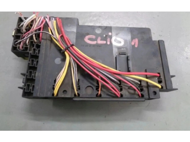 Блок предохранителей Renault Clio II