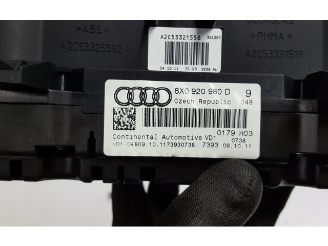 Панель приборов 8X0920980D   Audi A1       