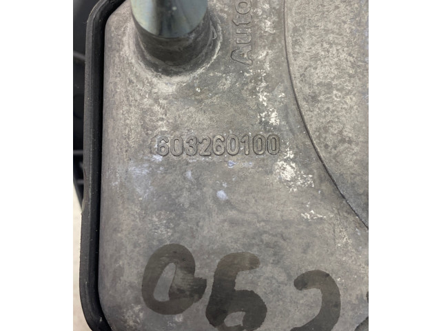 Подушка безопасности водителя 603260100 Volvo XC90