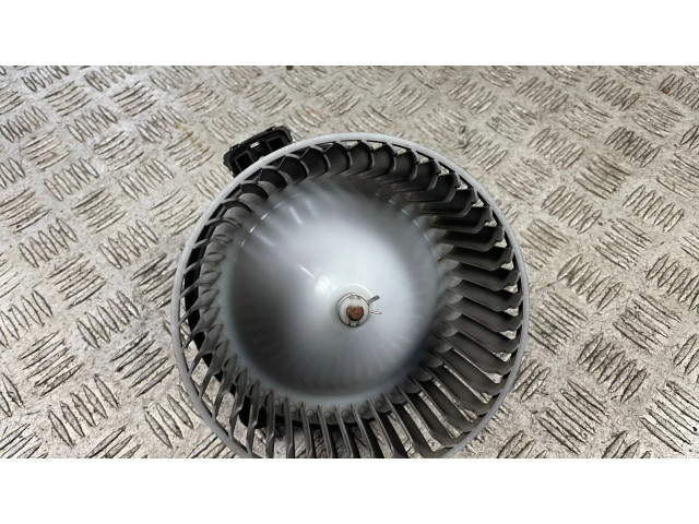 Вентилятор печки       Subaru Forester SJ