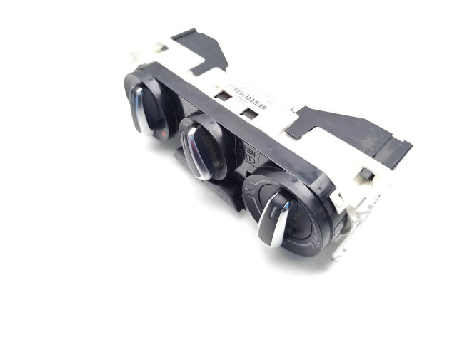 Блок управления климат-контролем 8XA820045A, 90151-988 Audi A1