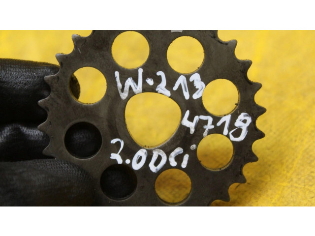 Масляный насос Mercedes-Benz E W213