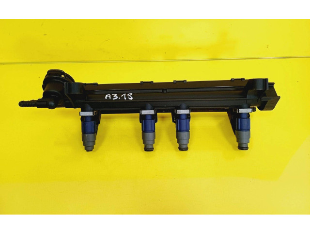 Топливная рампа 0280155791, 06A906031C   Audi A3 S3 8L  