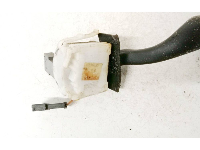 Vstřikovací lišta Saab 9-5