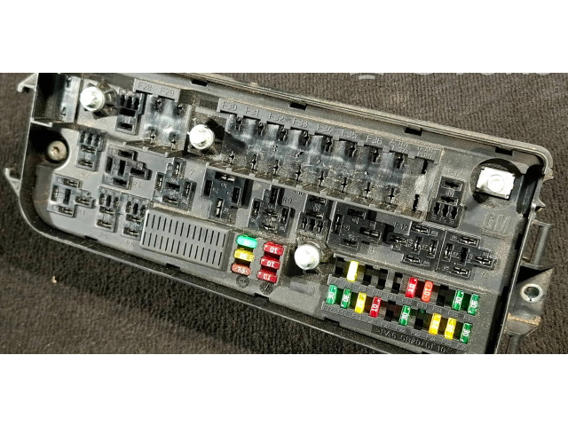 Блок предохранителей 460023260 Saab 9-3 Ver1