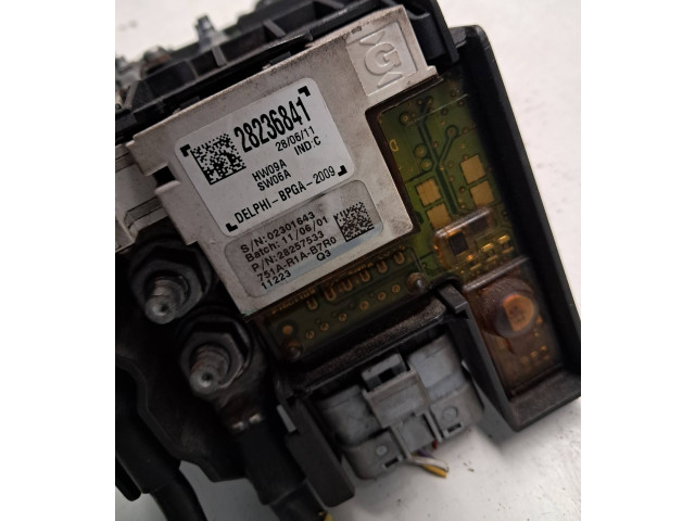 Pojistková skříňka 9677748380, 28236841 Peugeot RCZ 2010