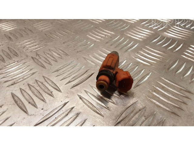 Форсунка CDH210 Mitsubishi Carisma для бензинового двигателя 4G92 1.6