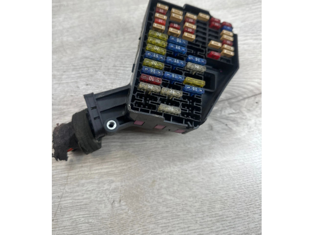 Блок предохранителей 6Q1941824B Skoda Fabia Mk1 (6Y)