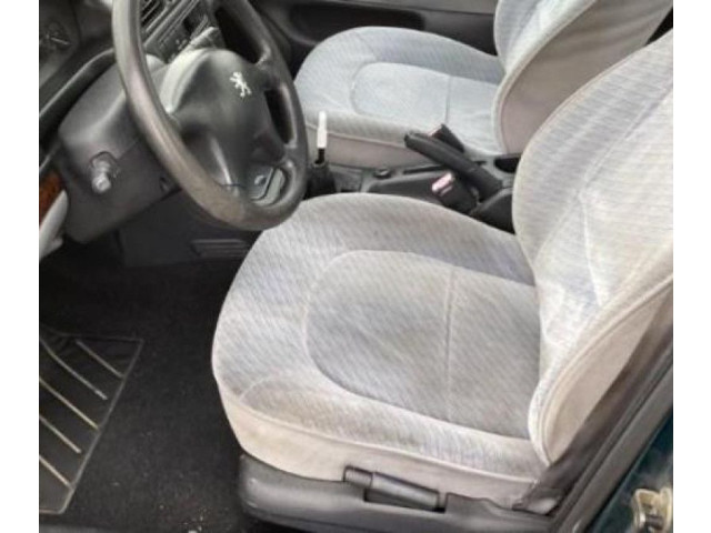 Моторчик дворников 6405A8 Peugeot 406