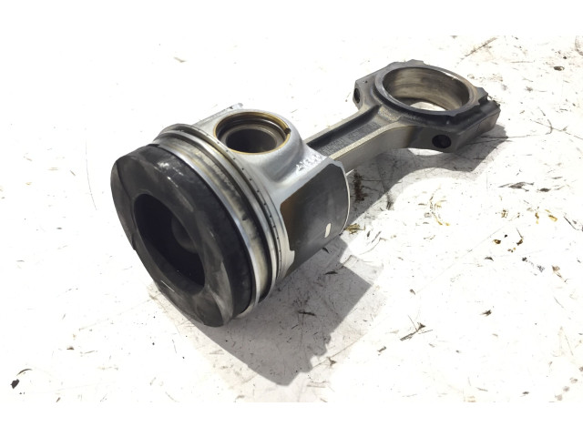 Píst GK206205BA   Ford Transit Custom     