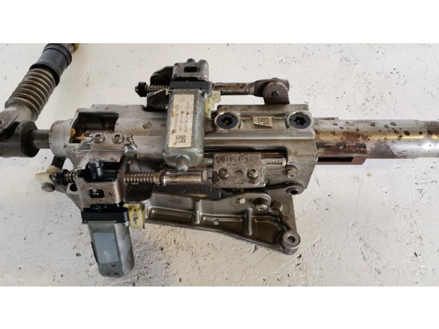 Электрический двигатель для регулировки положения руля