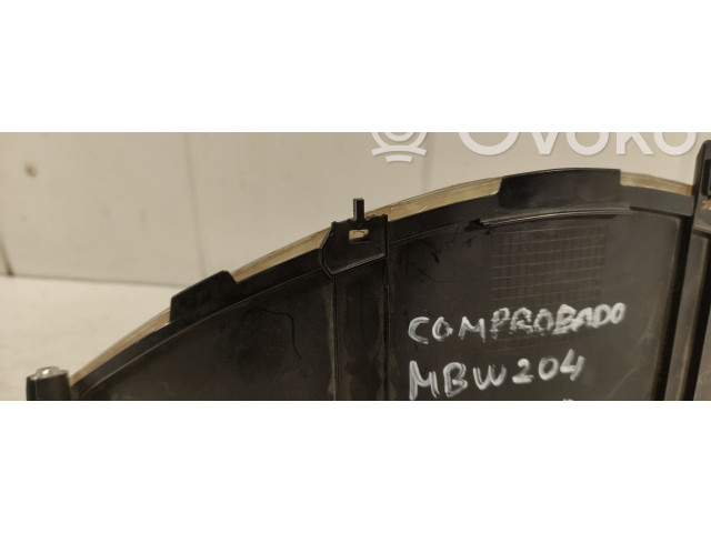 Přístrojová deska Mercedes-Benz C W204 2008 A2045404548