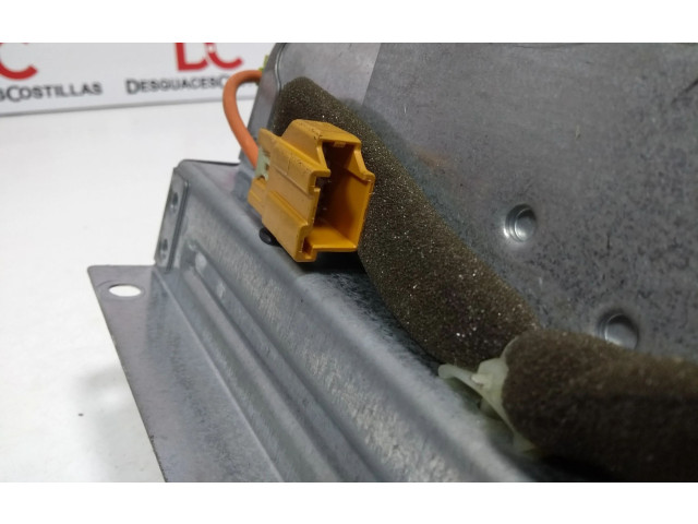 Надувная подушка для передней двери    31104261, 570761600D   Volvo S80