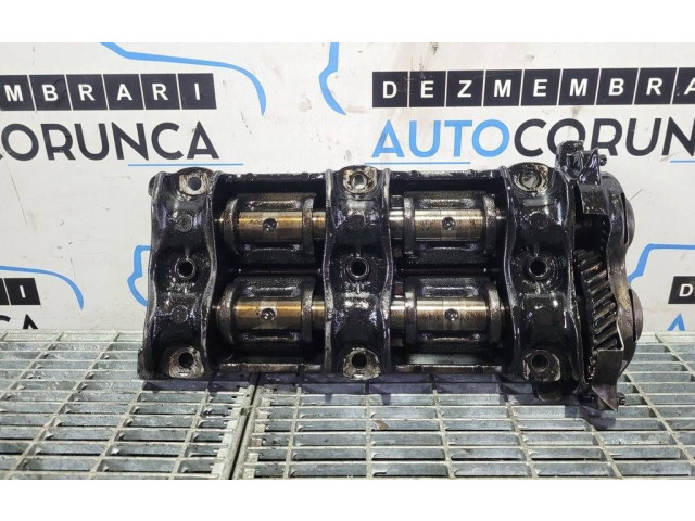 Масляный насос     Jeep Cherokee III KJ 