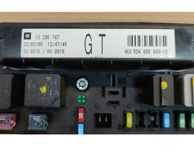 Pojistková skříňka 13206747, IMPRK1394739 Opel Zafira B 2006