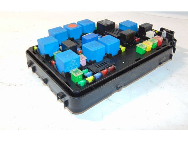 Блок предохранителей 8297034021 SsangYong Korando