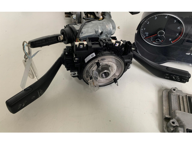 Комплект блоков управления 03C906022CA   Volkswagen Jetta VI