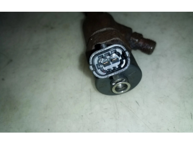 Форсунка 8200238528, 0446110146    Renault Trafic II (X83)  F9Q 762 