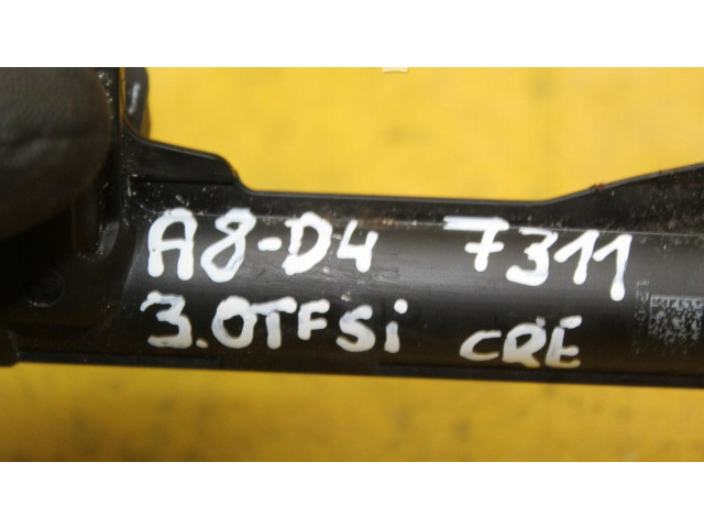 Vstřikovací lišta 06E133681L   Audi A8 S8 D4 4H     