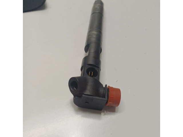 Vstřikovač A6510704987 Mercedes-Benz E W212 pro naftový motor 2.2