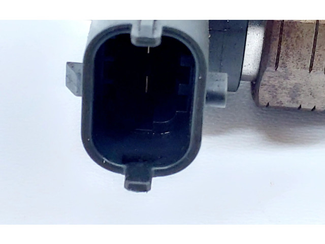 Форсунка 338002A900    KIA Ceed  D4FB 