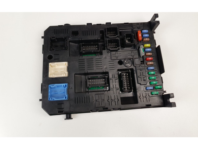 Блок комфорта 9678476880   Peugeot Expert   