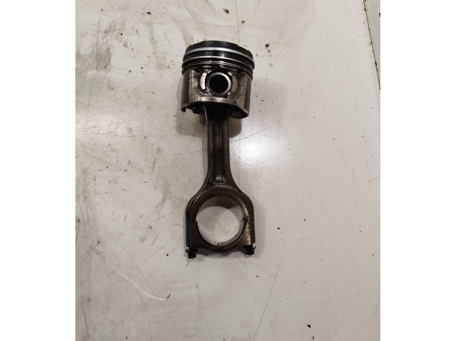 Поршень с шатуном Citroen Berlingo для дизельного двигателя 1.6