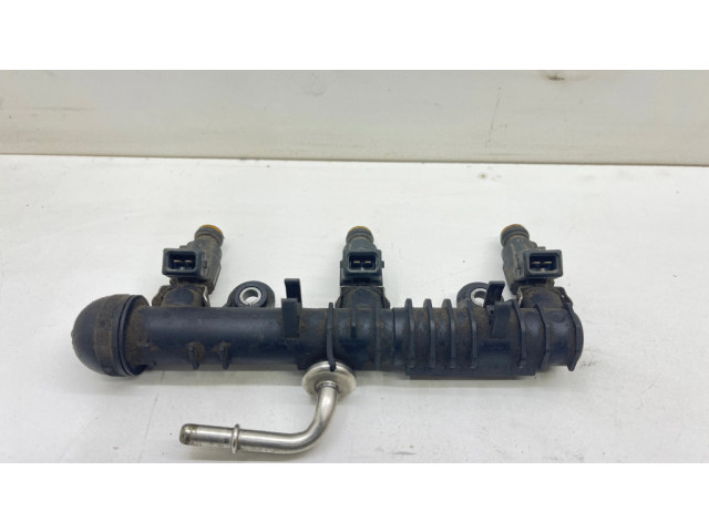 Vstřikovací lišta Opel Corsa C pro benzínový motor 1.0