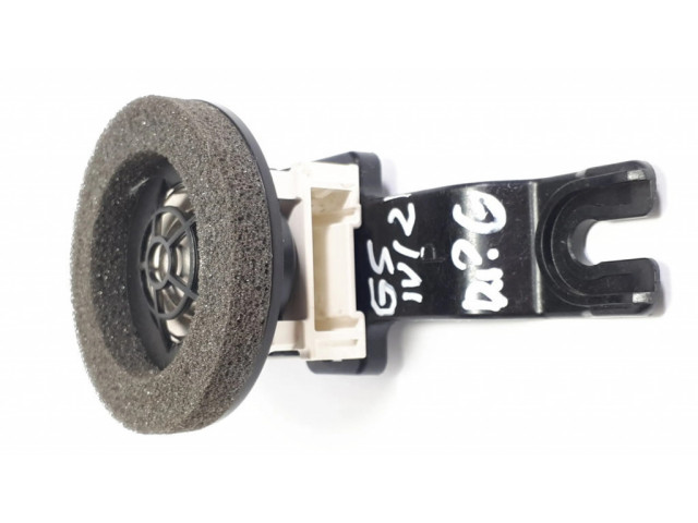 Громкоговоритель (громкоговорители) в задних дверях