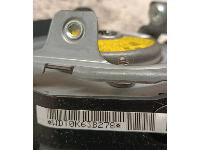 Подушка безопасности водителя GJ08Y050383   Subaru Forester SH