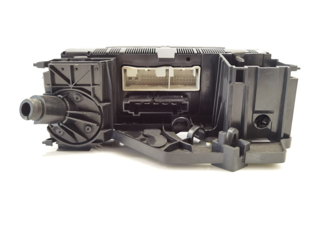 Модуль блока управления кондиционером    Skoda Octavia Mk2 (1Z)