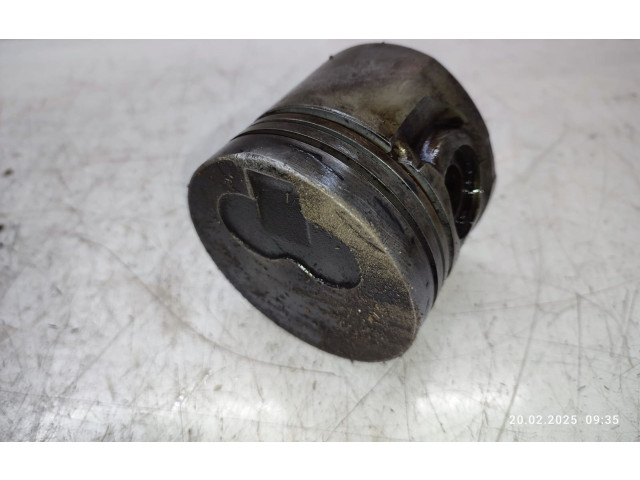 Поршень 4D56 Mitsubishi L200