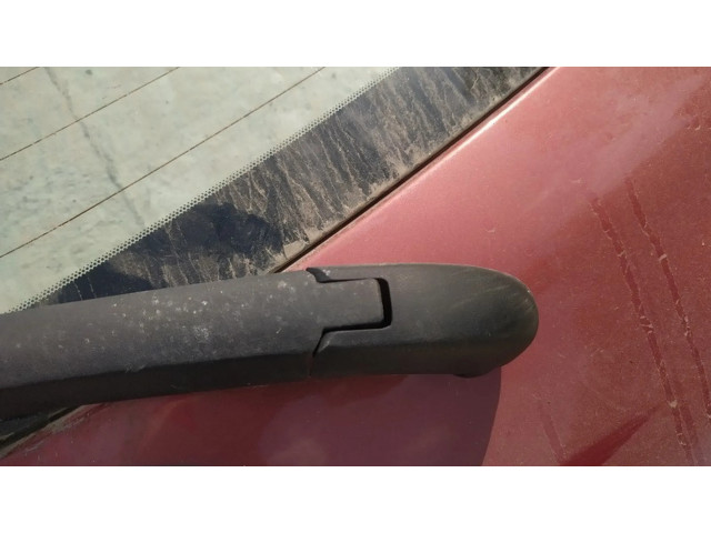 Моторчик заднего дворника Mazda 2