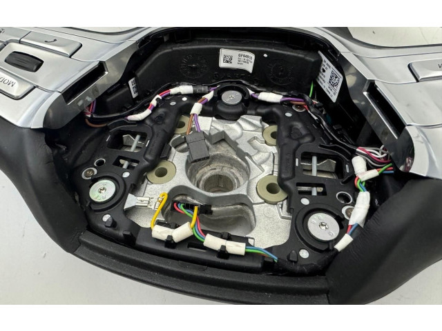 Руль BMW 7 G11 G12  2015 - 2022 года 735889      