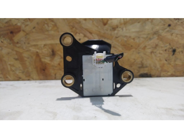 Включатель ручного тормоза