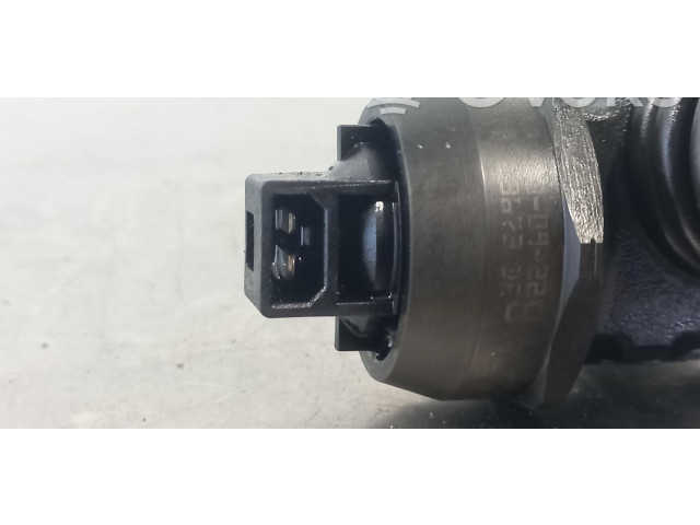 Форсунка 038130073AG Audi A3 S3 8P