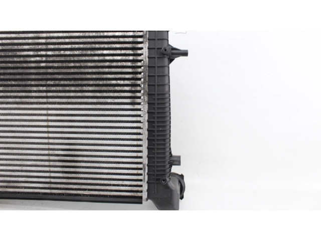 Интеркулер  1K0145803H   Volkswagen Caddy 