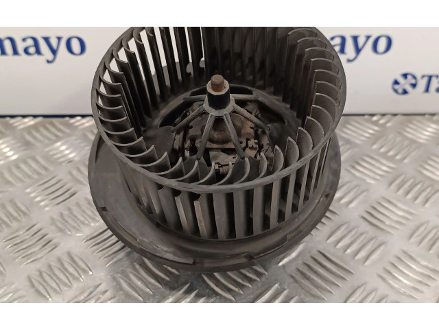 Вентилятор печки    1K1819015A, 983226W   Volkswagen Caddy